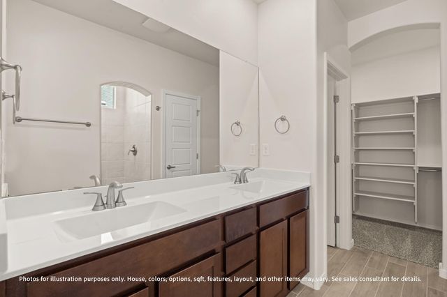 6 Avenida Merida, Los Lunas, NM 87031