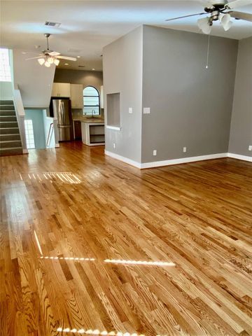 223 W 26th Street E, Houston, TX 77008