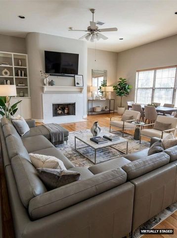 223 W 26th Street E, Houston, TX 77008