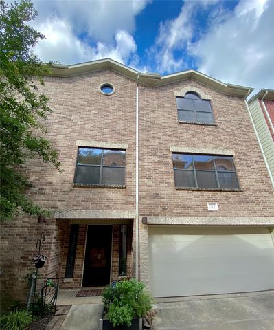 223 W 26th Street E, Houston, TX 77008