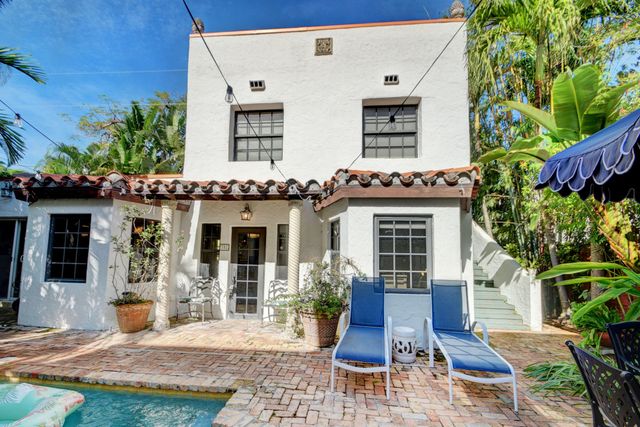 713 Sunset Road, West Palm Beach, FL 33401