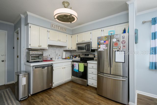 40 Folly Field Rd Apt G17, Hilton Head Island, SC 29928