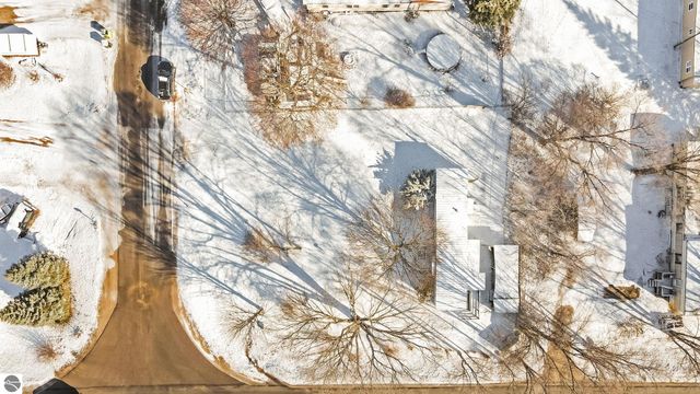 1534 Keystone Hills Court, Traverse City, MI 49696