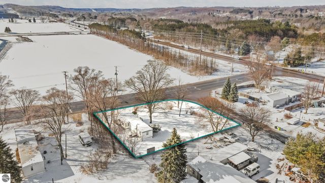 1534 Keystone Hills Court, Traverse City, MI 49696