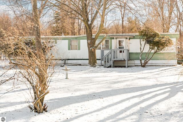 1534 Keystone Hills Court, Traverse City, MI 49696