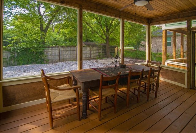 1579 S Duncan Avenue, Fayetteville, AR 72701