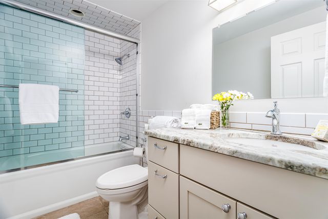 3 Cranleigh Mews, Nashua, NH 03063