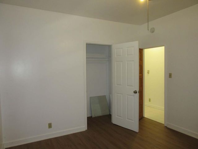 61 E Ellis St, Stockton, CA 95204