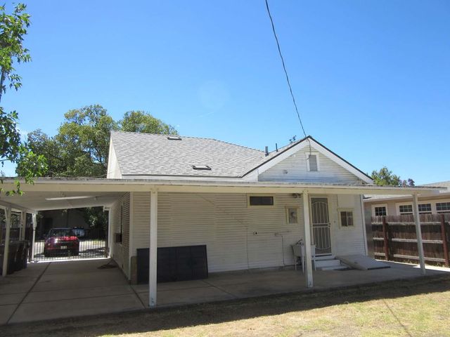 61 E Ellis St, Stockton, CA 95204