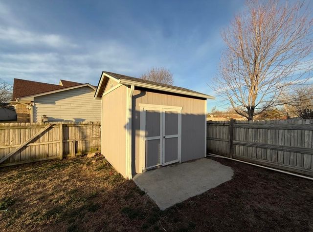 4823 S Mount Carmel, Wichita, KS 67217