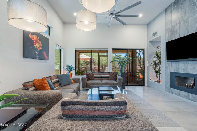5449 N Vía Papavero, Tucson, AZ 85750