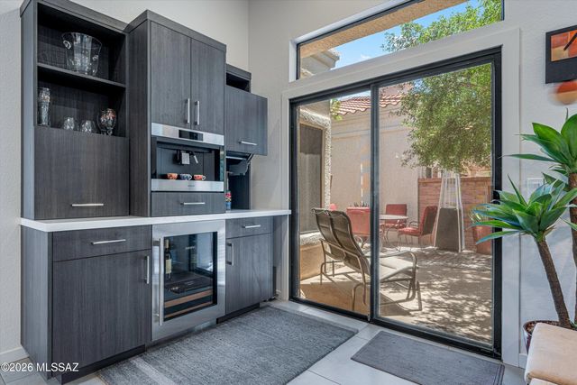 5449 N Vía Papavero, Tucson, AZ 85750