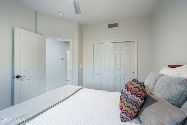 5449 N Vía Papavero, Tucson, AZ 85750