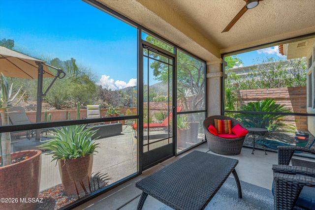 5449 N Vía Papavero, Tucson, AZ 85750
