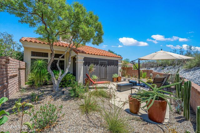 5449 N Vía Papavero, Tucson, AZ 85750