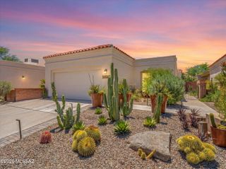5449 N Vía Papavero, Tucson, AZ 85750