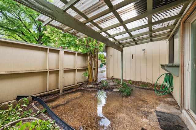 904 SILVER QUAIL LN, Austin, TX 78758