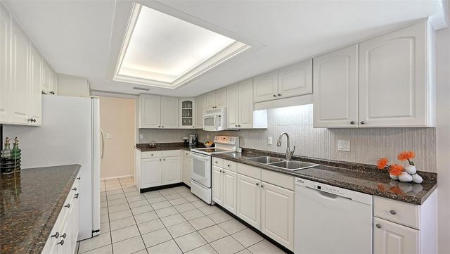 7480 BLAINE WAY, Sarasota, FL 34231