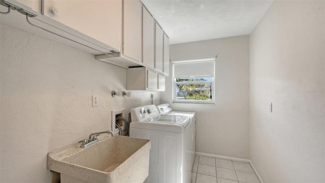 7480 BLAINE WAY, Sarasota, FL 34231