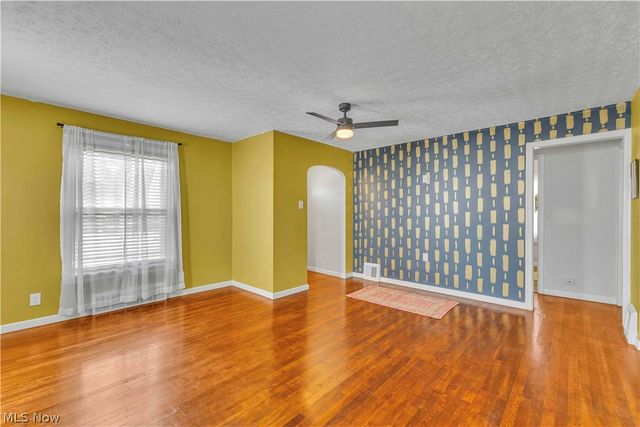 3396 W 151st Street, Cleveland, OH 44111
