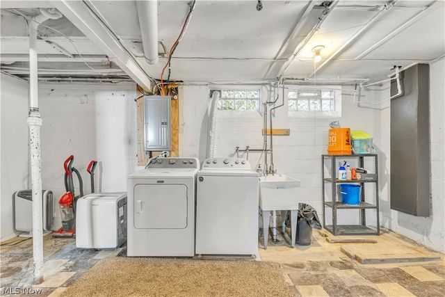 3396 W 151st Street, Cleveland, OH 44111
