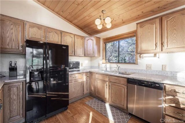 846 Menlo, Big Bear Lake, CA 92315