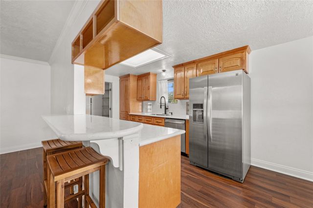 11715 Cherry Point Dr, Mont Belvieu, TX 77535
