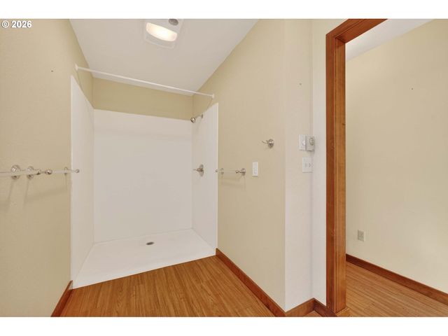 17705 Se MARIE St, Portland, OR 97236