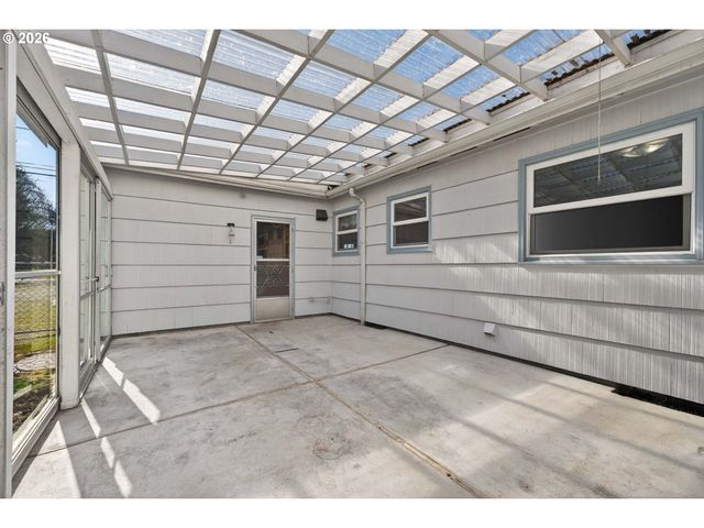 17705 Se MARIE St, Portland, OR 97236