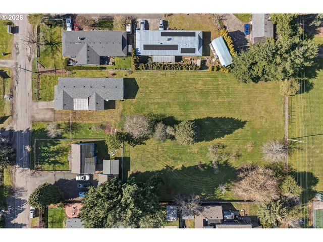 17705 Se MARIE St, Portland, OR 97236