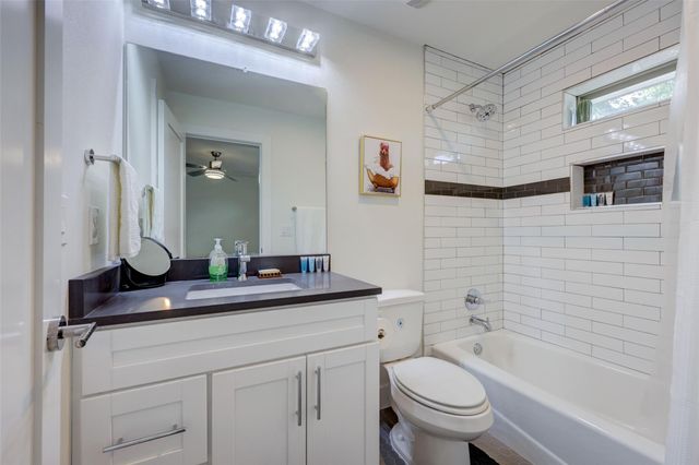 4705 Louis Ave A, Austin, TX 78721