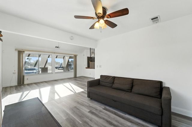 1309 Ruffino Ct, Manteca, CA 95336