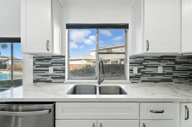 1309 Ruffino Ct, Manteca, CA 95336