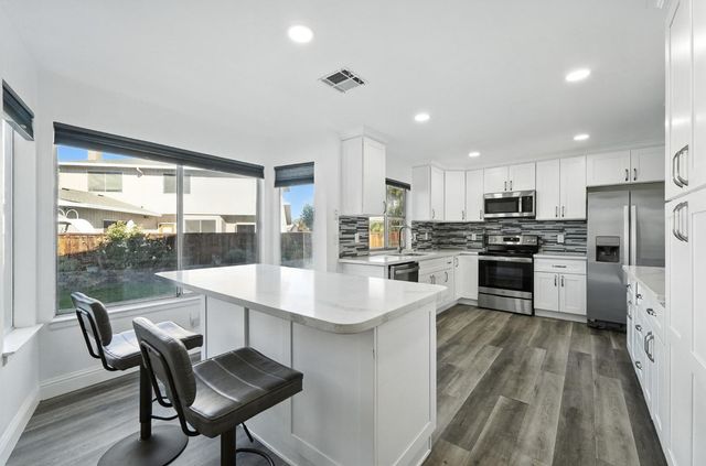 1309 Ruffino Ct, Manteca, CA 95336