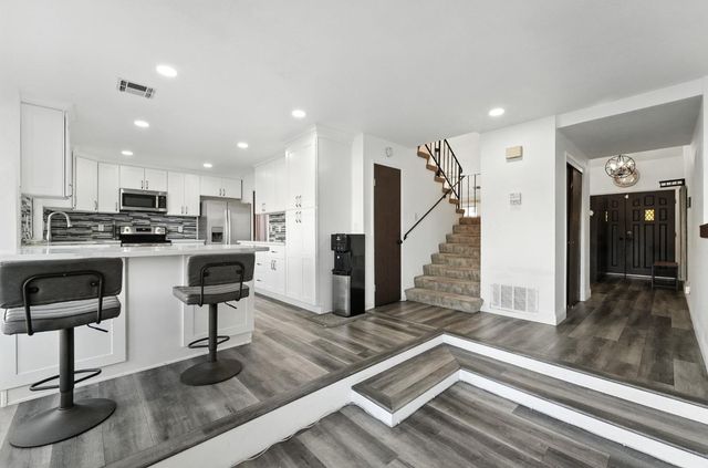 1309 Ruffino Ct, Manteca, CA 95336