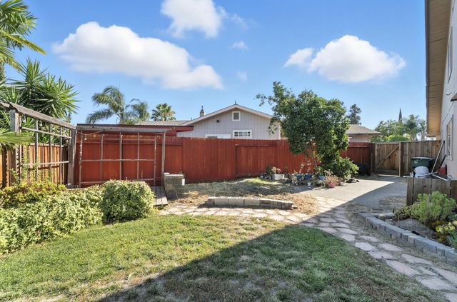 1309 Ruffino Ct, Manteca, CA 95336