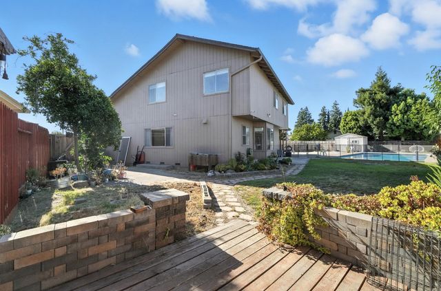 1309 Ruffino Ct, Manteca, CA 95336