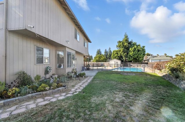 1309 Ruffino Ct, Manteca, CA 95336