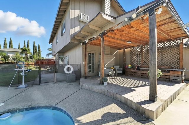 1309 Ruffino Ct, Manteca, CA 95336