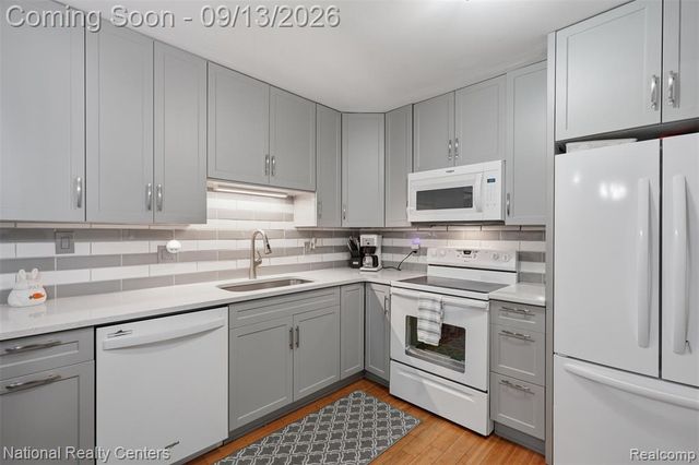1270 Mccoy Street, Wolverine Lake, MI 48390