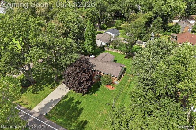 1270 Mccoy Street, Wolverine Lake, MI 48390