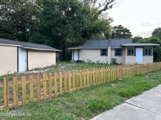 9846 HIGHLAND AVE Avenue, Jacksonville, FL 32208
