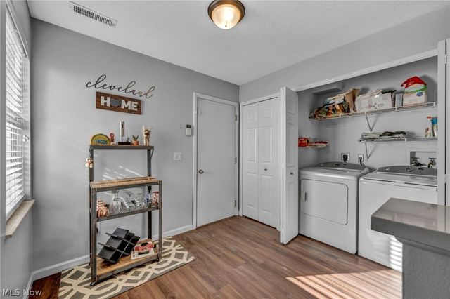 6707 Woodruff Court, Middleburg Heights, OH 44130