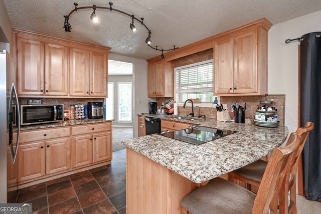 127 Eady Dr., Bremen, GA 30110