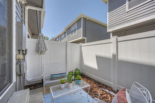 4909 ELIZABETH ANNE CIRCLE, Tampa, FL 33616