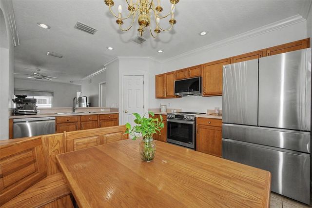 4909 ELIZABETH ANNE CIRCLE, Tampa, FL 33616