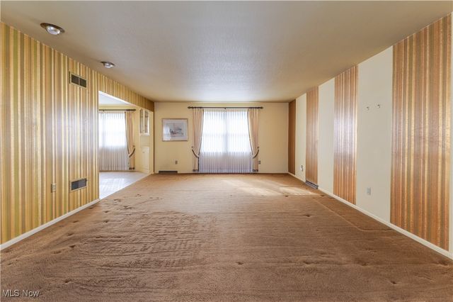 553 Braybarton Boulevard, Steubenville, OH 43952