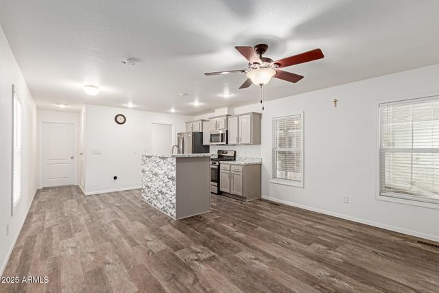 1650 S Arizona Avenue 117, Chandler, AZ 85286