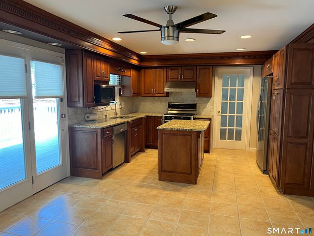 476 Wilson Street, Fairfield, CT 06825