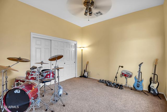 41213 N RIVER BEND Road, Phoenix, AZ 85086